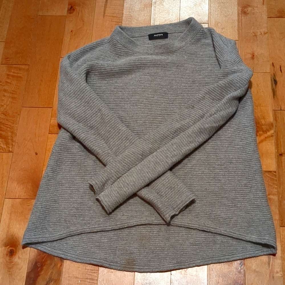 Alpha Studio sweater